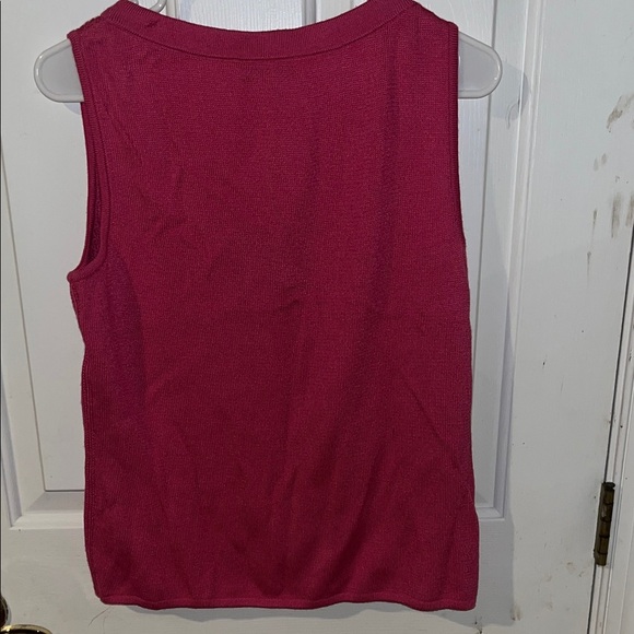 NWT St. John Fuchsia Knit Tank Top women’s size Medium - Picture 7 of 9